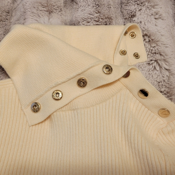 Zara Sweater - Picture 7 of 10